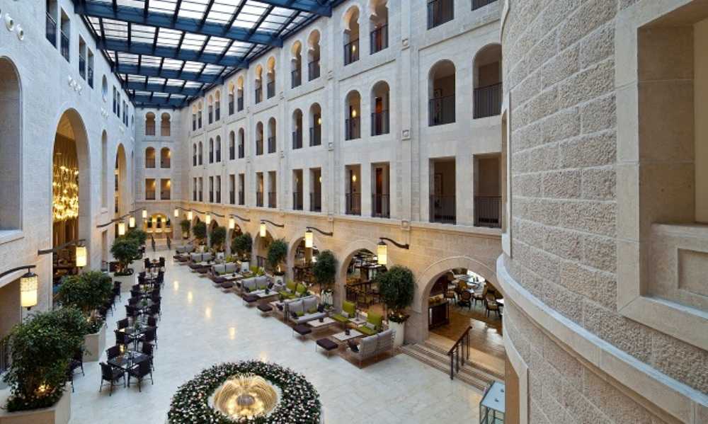 Photo: Courtesy of Waldorf Astoria Hotel