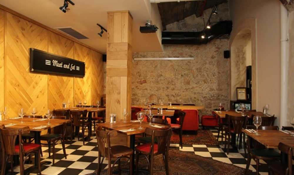 מסעדת לחם בשר