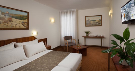 htel-jerusalem-gate-hotel-room-suprior7.jpg